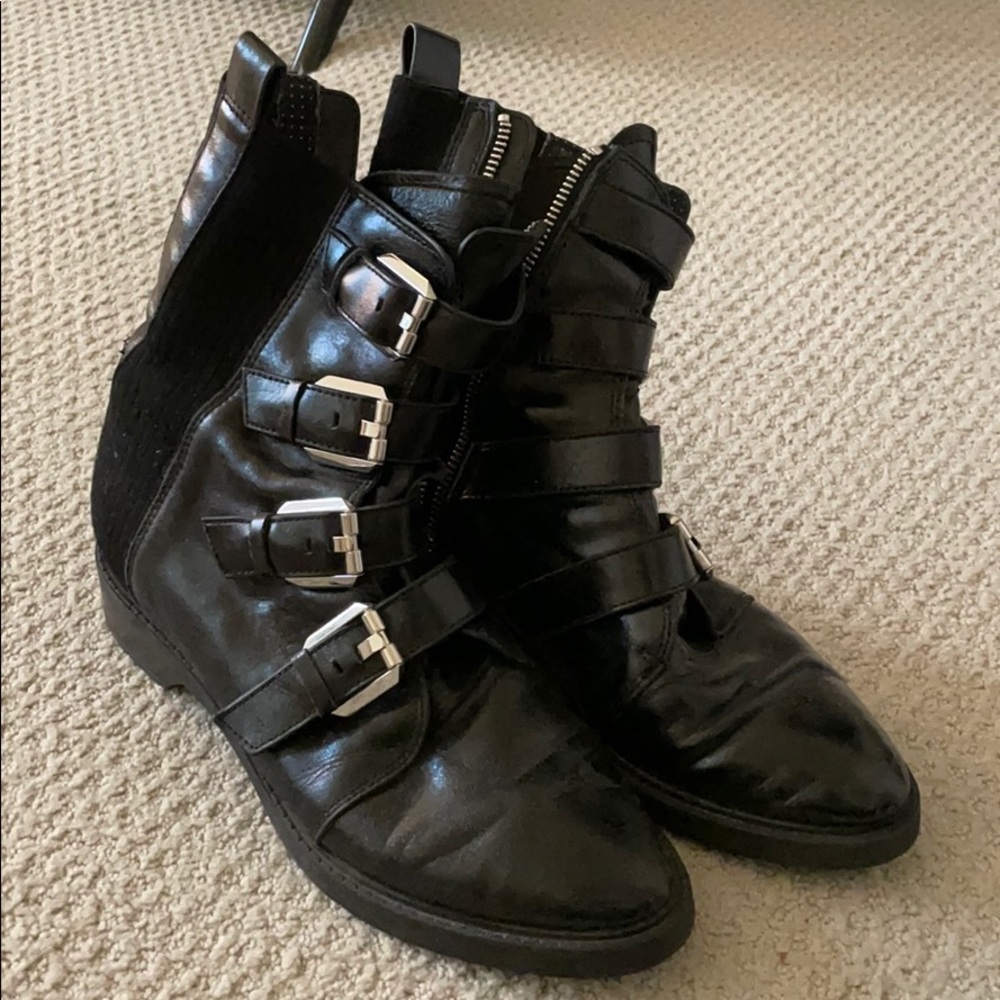 Dolce Vita combat boots